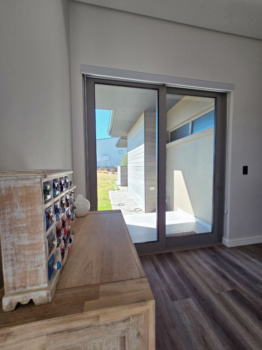 4 Bedroom Property for Sale in Oubaai Western Cape